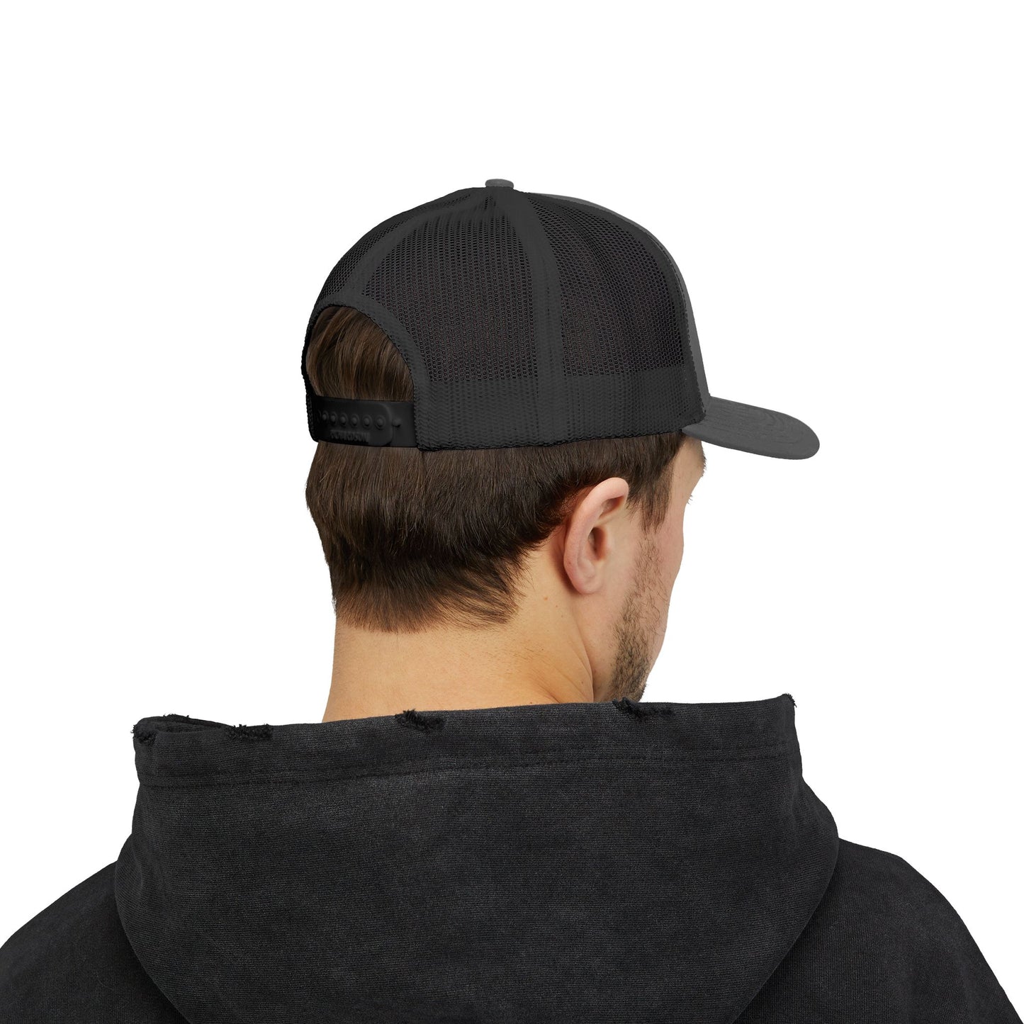 Stylish Snapback Trucker Cap with Vintage Design