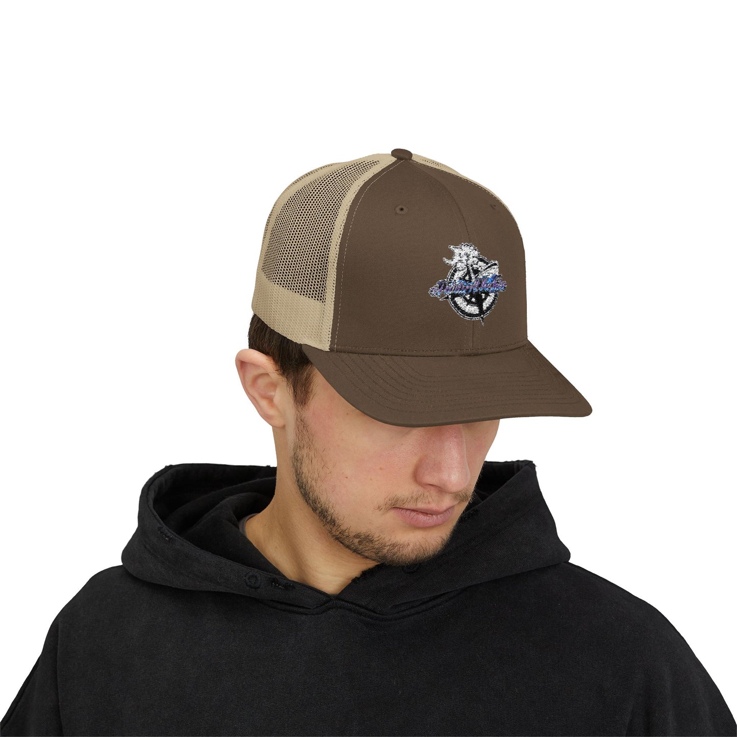 Stylish Snapback Trucker Cap with Vintage Design